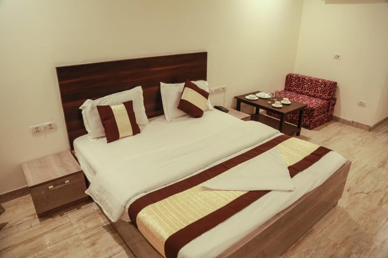 Basoya Farm 2Bhk Villla With Pool - 10 Min Away From Chattarpur Faridabad Exterior foto